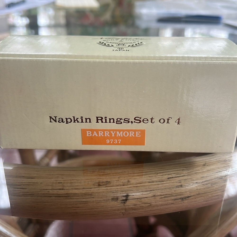 Set of 4 Noritake Barrymore china napkin rings - Picture 4 of 5